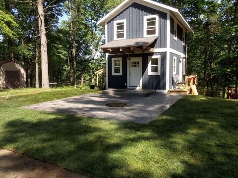 Photo of 8523 W Easy Street, Mears, MI 49436 (MLS # 25055016)