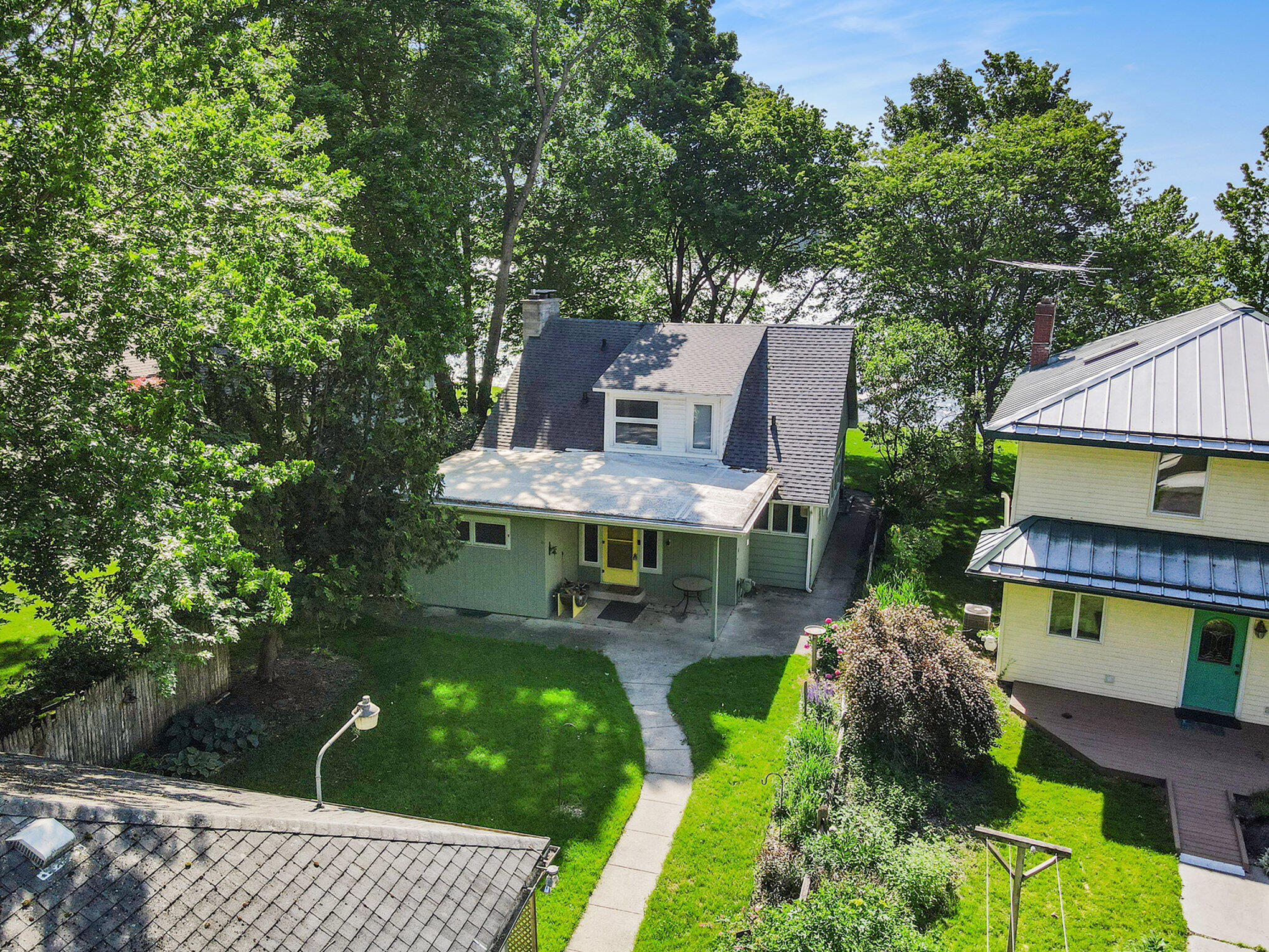 Augusta, Michigan 49012, United States, 4 Bedrooms Bedrooms, ,2 BathroomsBathrooms,Residential,Active,95862