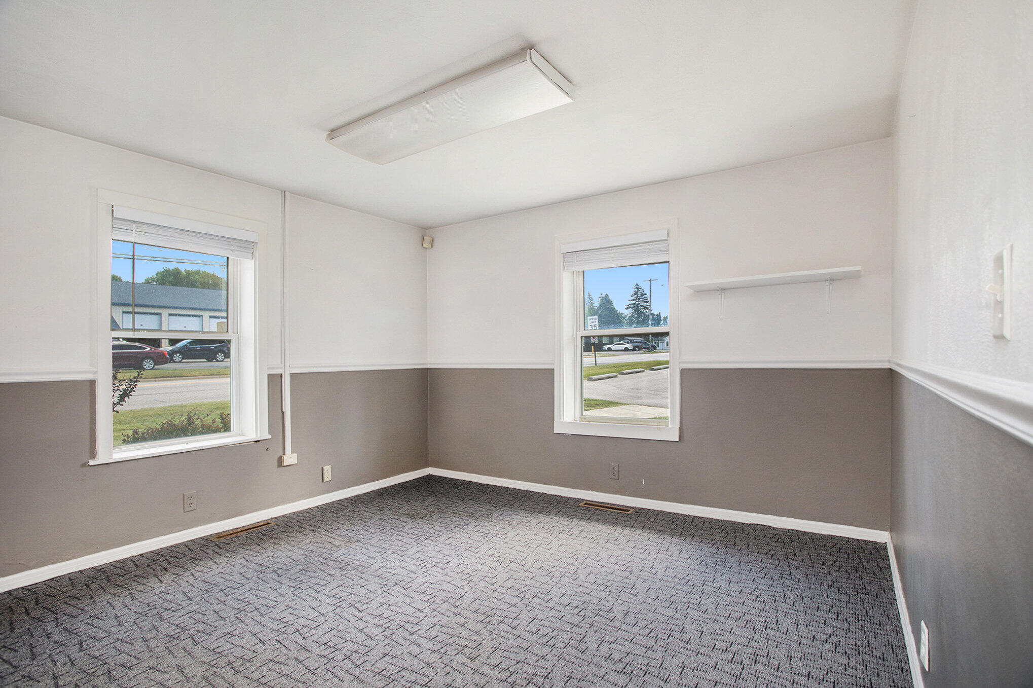 Springfield, Michigan 49037, United States, 3 Bedrooms Bedrooms, ,1 BathroomBathrooms,Residential,Active,44390