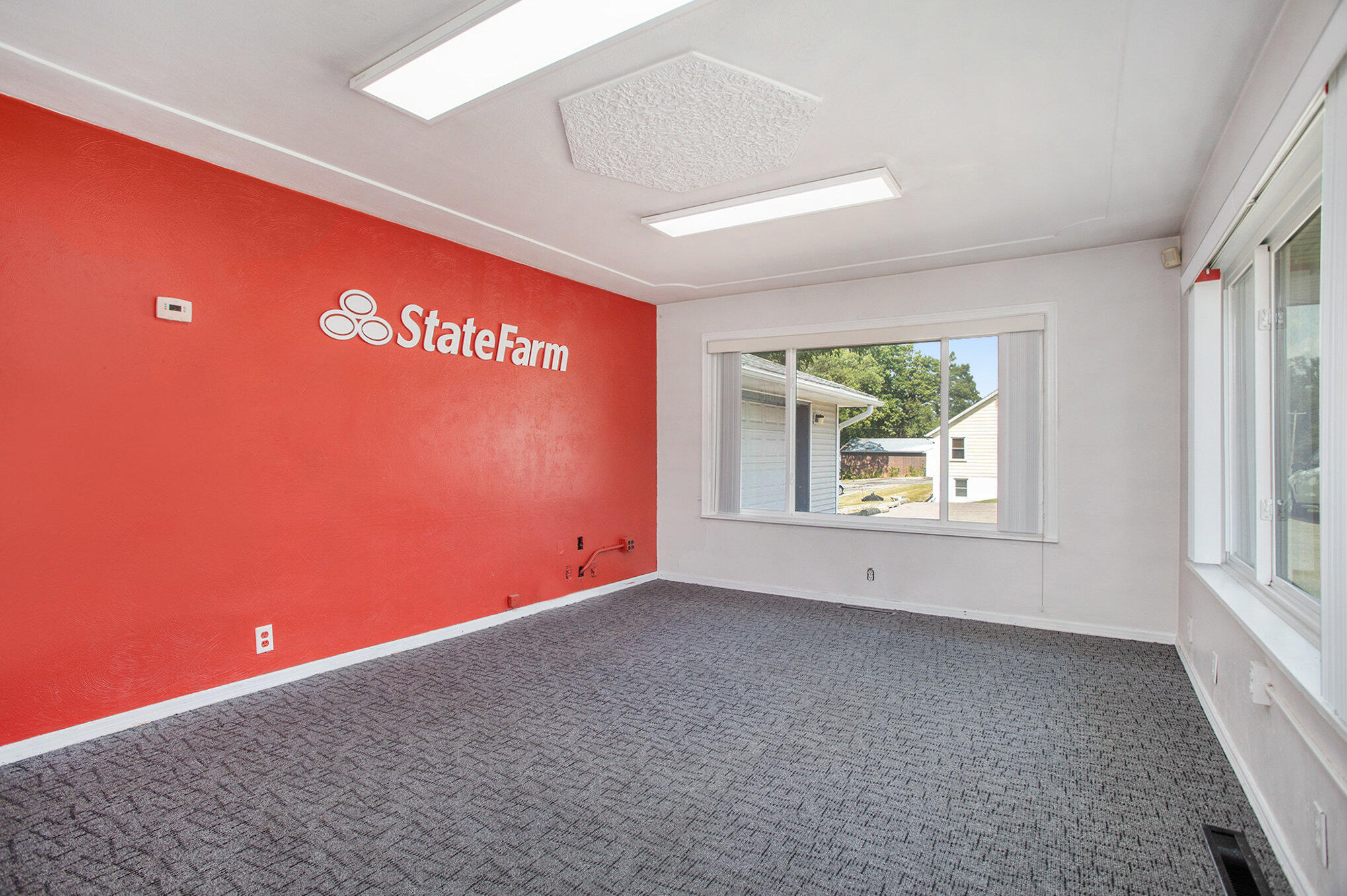 Springfield, Michigan 49037, United States, 3 Bedrooms Bedrooms, ,1 BathroomBathrooms,Residential,Active,44390