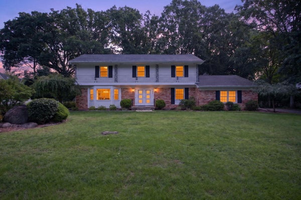 3829 W WALMONT RD, JACKSON, MI 49203 - Image b4e5f262d2ef620487d699e151631c7d/4208277184