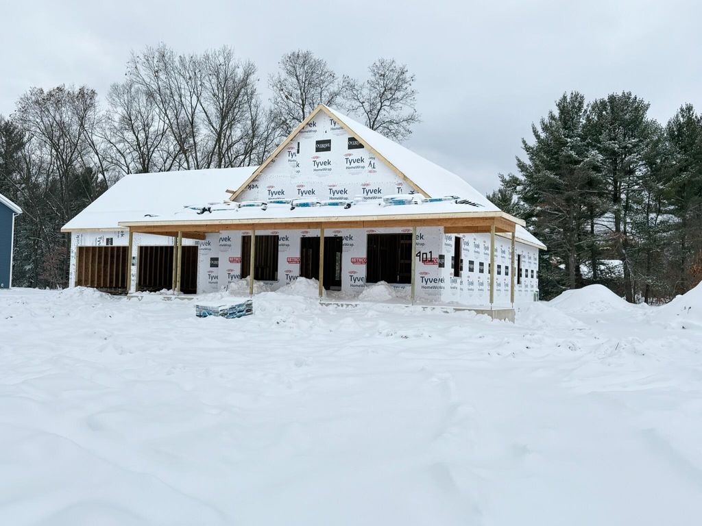 Photo of 401 Sabine #31 Drive, Muskegon, MI 49442 (MLS # 25059284)