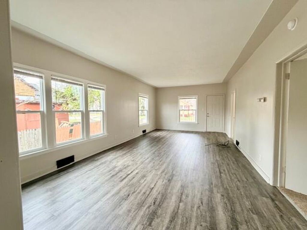 Photo of 1687 Smith Street, Muskegon, MI 49442 (MLS # 26014389)