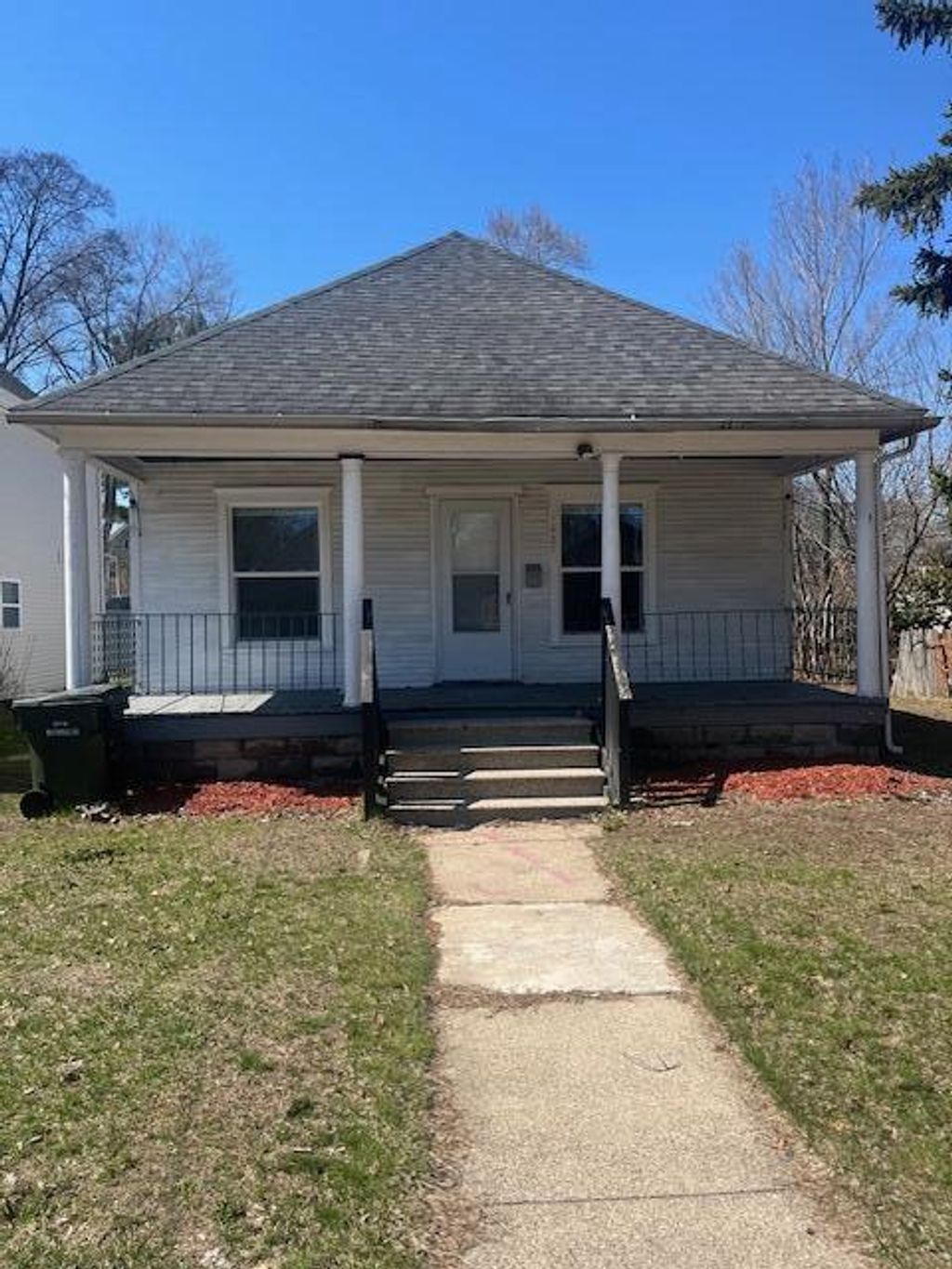 Photo of 1687 Smith Street, Muskegon, MI 49442 (MLS # 26014389)