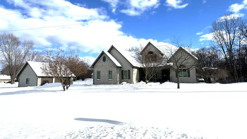 5682 Topanga Drive Coloma MI 49038