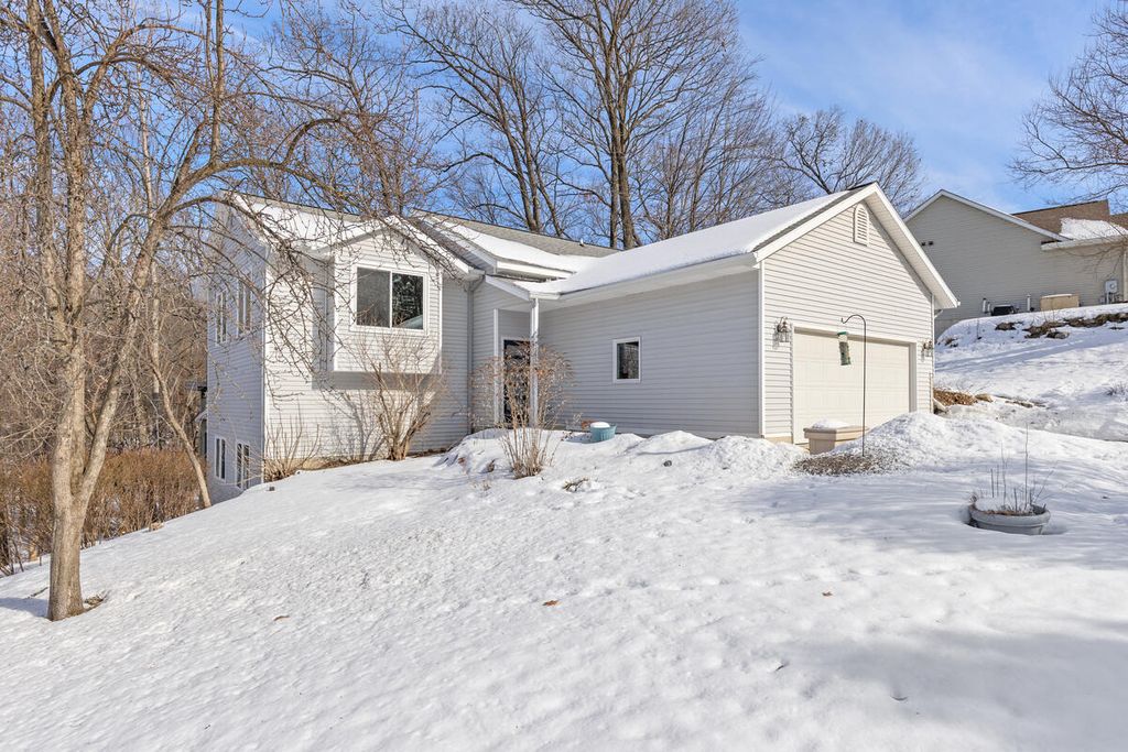 Photo of 13875 Rolling Creek Drive SE, Lowell, MI 49331 (MLS # 26005319)