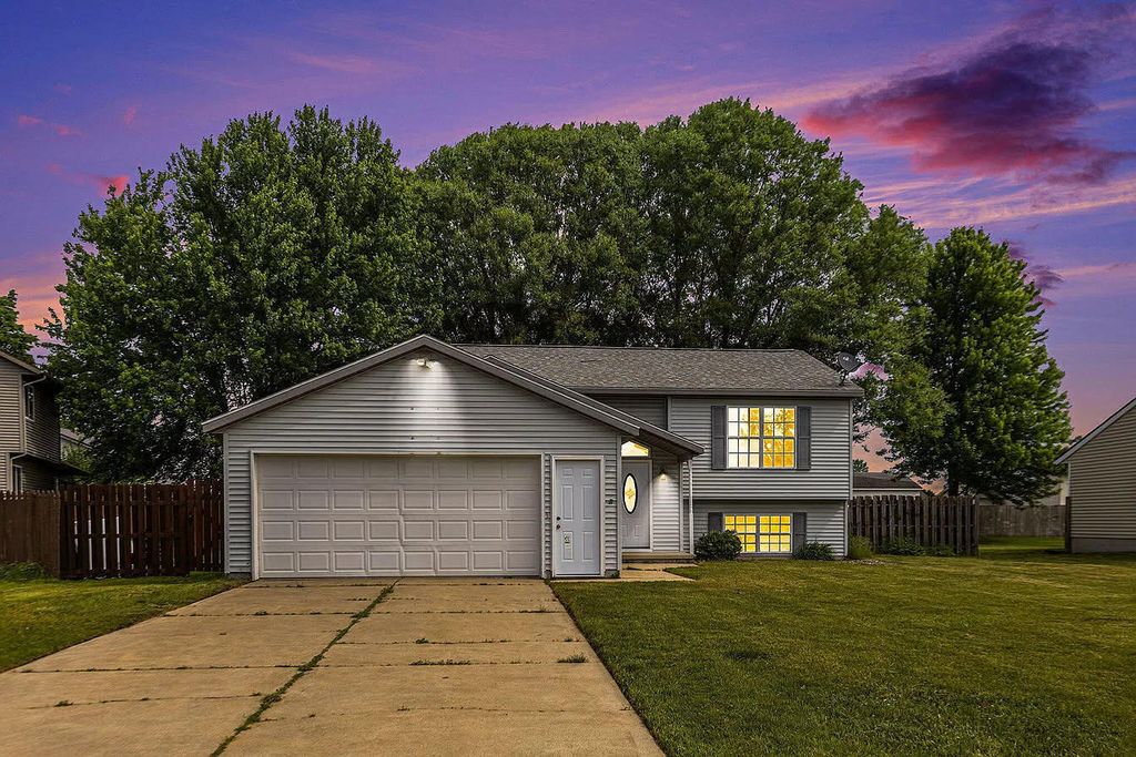 Photo of 11752 Deerfield Drive, Ravenna, MI 49451 (MLS # 26005760)
