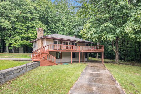 Photo of 4372 S 136th Avenue, Hesperia, MI 49421 (MLS # 25045271)