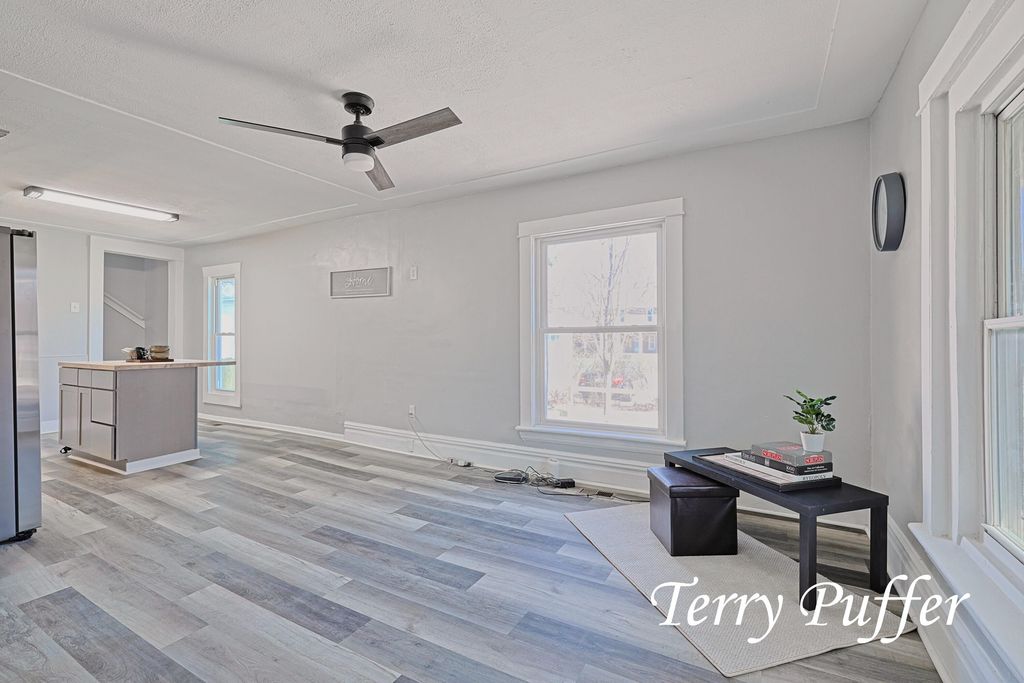 Photo of 1759 Pine Street, Muskegon, MI 49442 (MLS # 26014057)