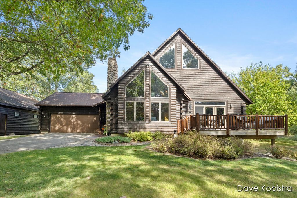 Photo of 876 Boynton Hills Avenue SE, Ada, MI 49301 (MLS # 25050891)
