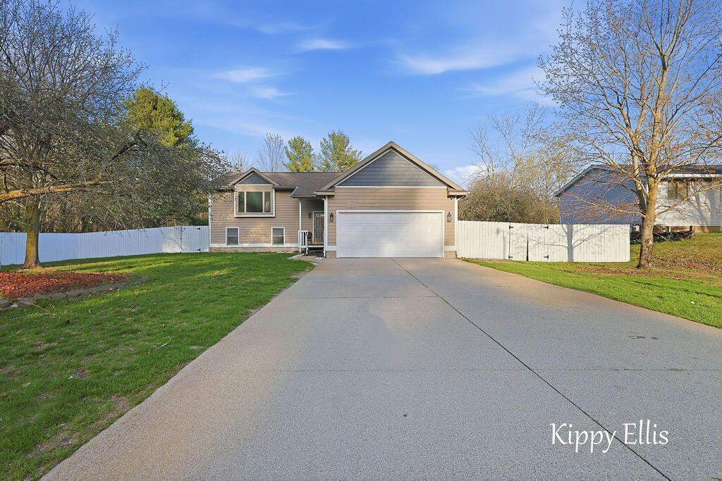 Photo of 566 S Dangl Road, Muskegon, MI 49442 (MLS # 26017293)
