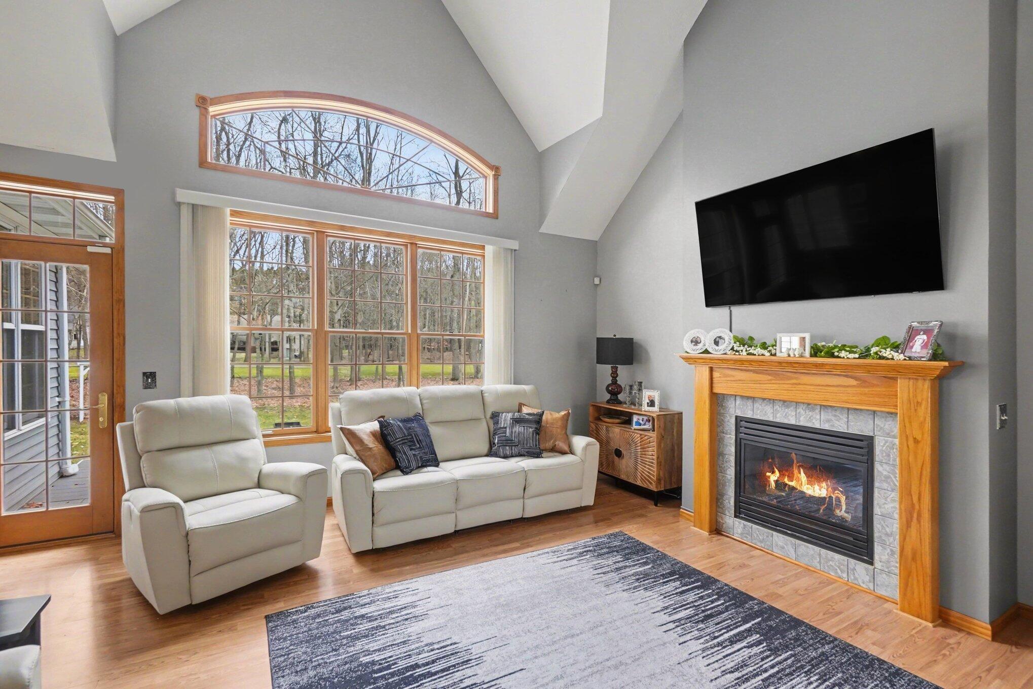 7604 Regency Lane