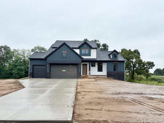 655 SUNFIELD DR, BYRON CENTER, MI 49315 - Image b653ec477eb86a48c71f87d74f1ddf8a/3128076183