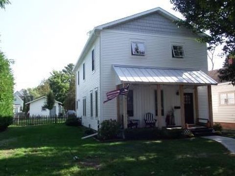 Photo of 416 N Rath Avenue, Ludington, MI 49431 (MLS # 25052479) Photo of 416 N Rath Avenue, Ludington, MI 49431 (MLS # 25052479)