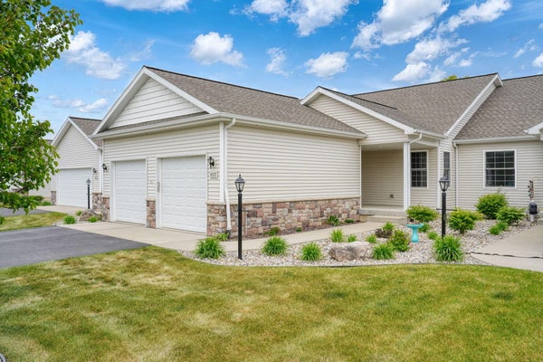 4015 EASTBRIDGE CIRCLE RD, STOCKBRIDGE, MI 49285 - Image b67a8bd67a63d03ff56f3f3c7647caad/3120296086