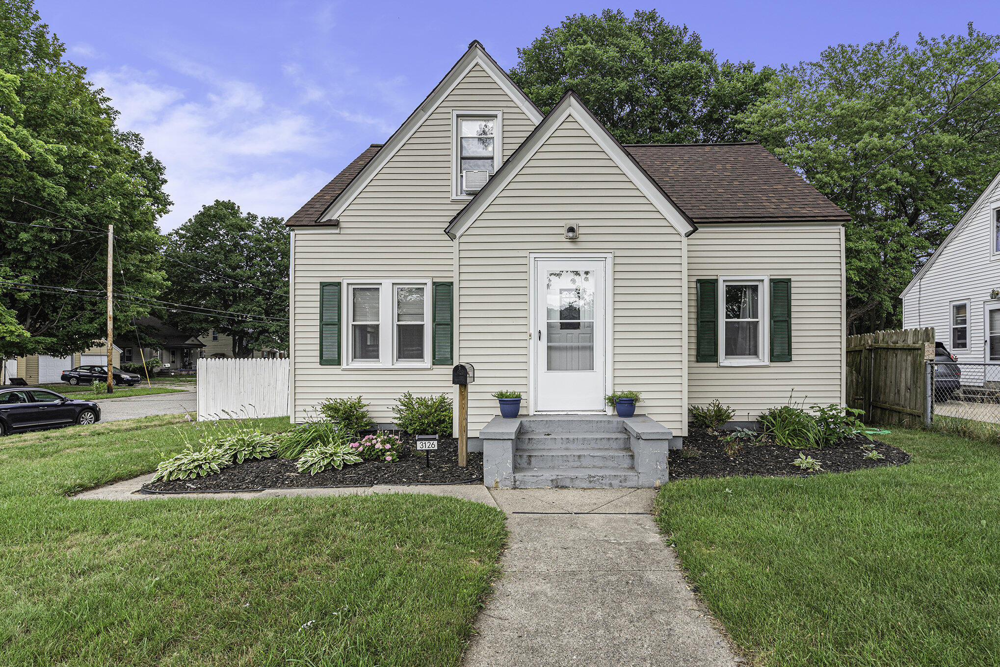 Photo 1 of 20 of 3126 Jefferson Avenue SE house