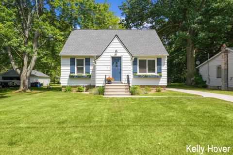 Single Family Residence in Holland MI 73 35th Street.jpg