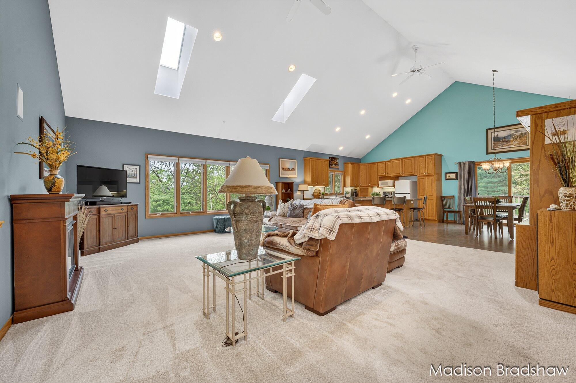 30 Whistling Pines Lane NW