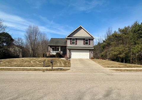 812 Ashlee Drive, Norton Shores, MI 49441 - MLS#: 25002733