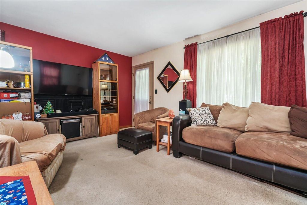 Photo of 153 Gaylord Drive NE, Rockford, MI 49341 (MLS # 25048499)