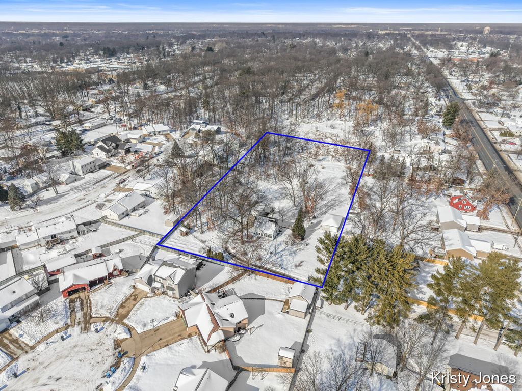 Photo of 1649 40th Street SW, Wyoming, MI 49519 (MLS # 26005043)