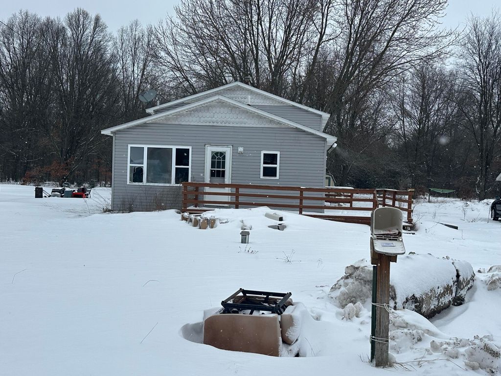 Photo of 3512 Max Paulsen Drive, Muskegon, MI 49444 (MLS # 25062378)