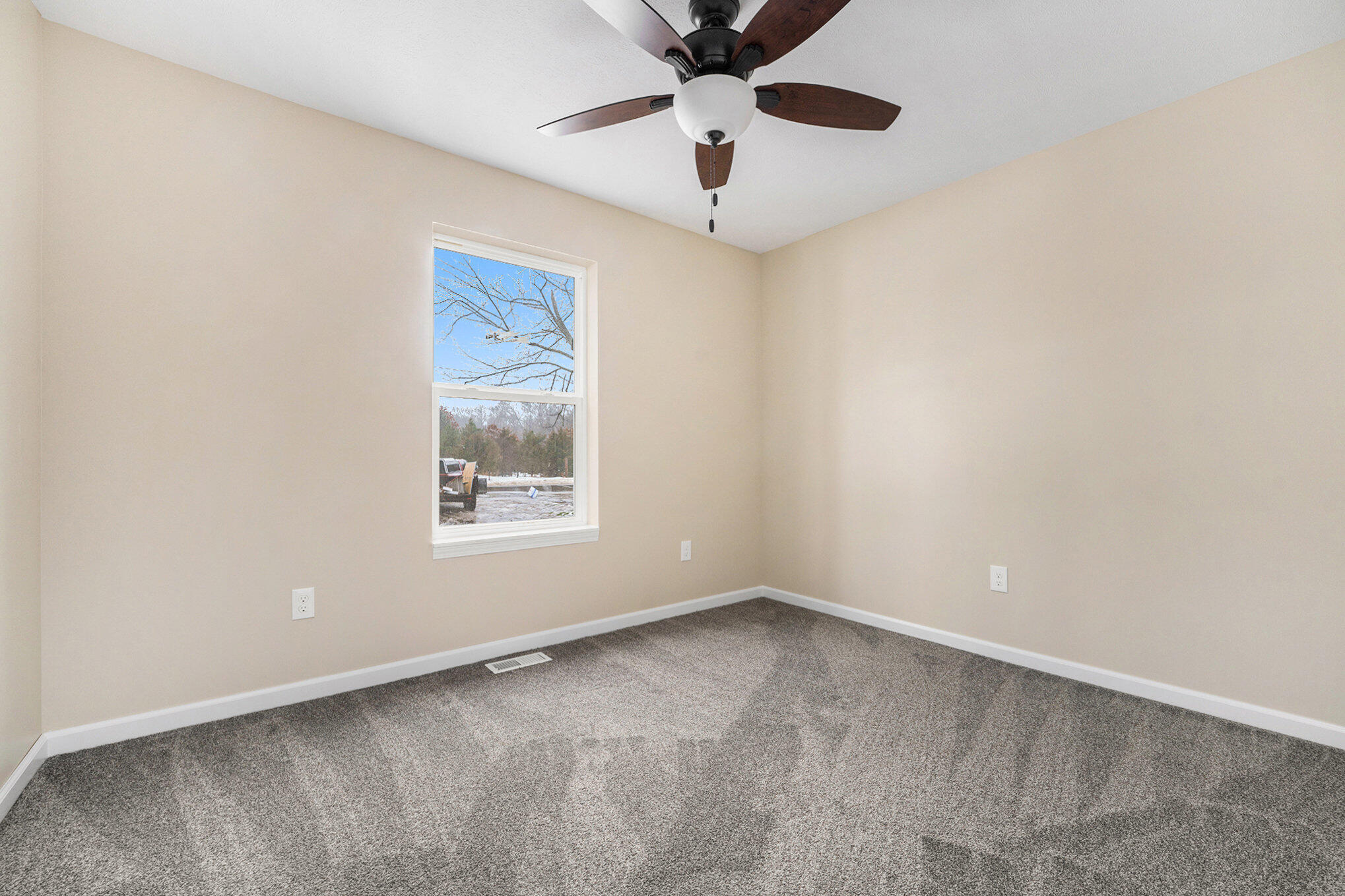 Mattawan, Michigan 49071, United States, 3 Bedrooms Bedrooms, ,3 BathroomsBathrooms,Residential,Pending,10706