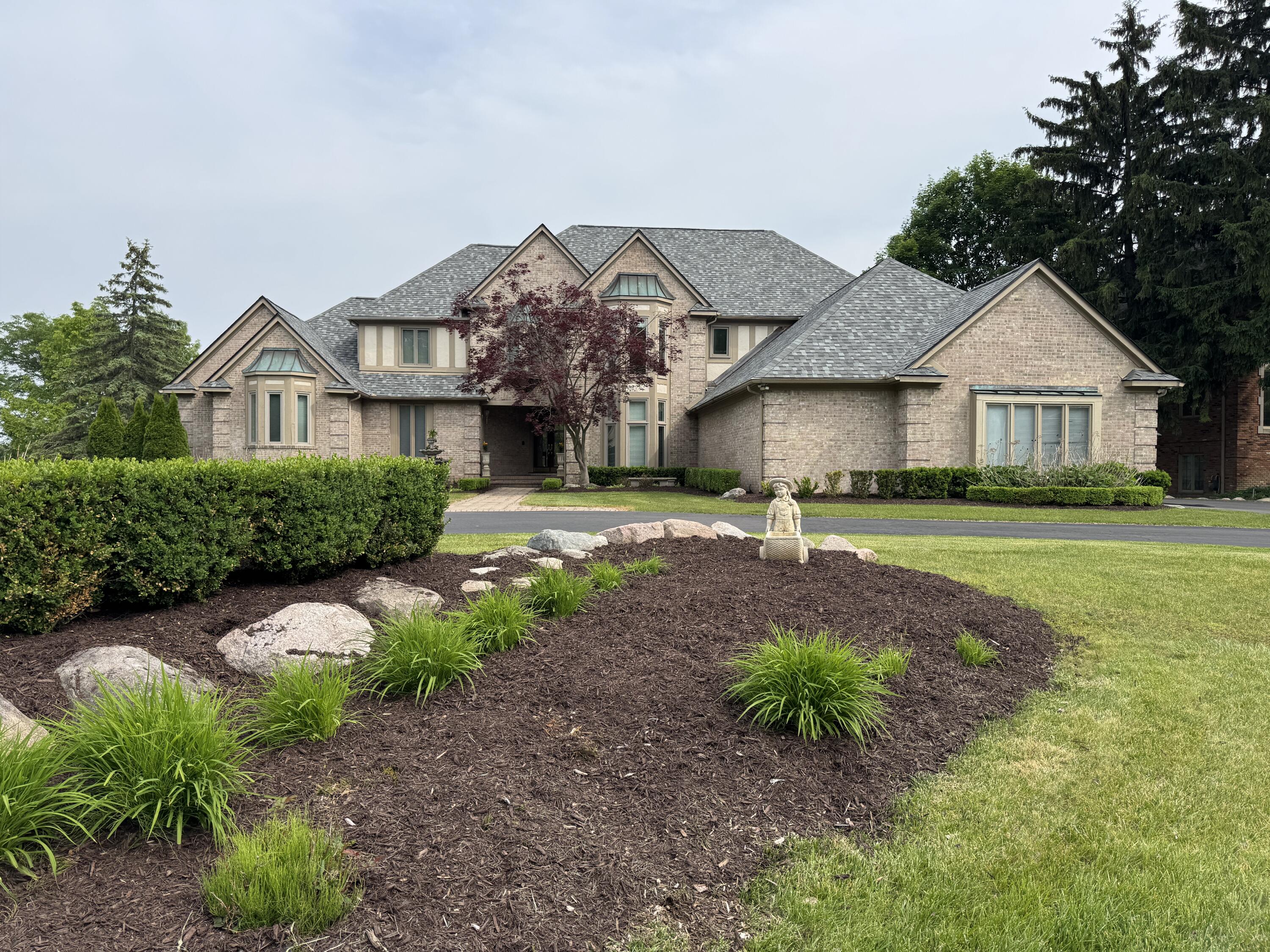1265 Water Cliff Drive