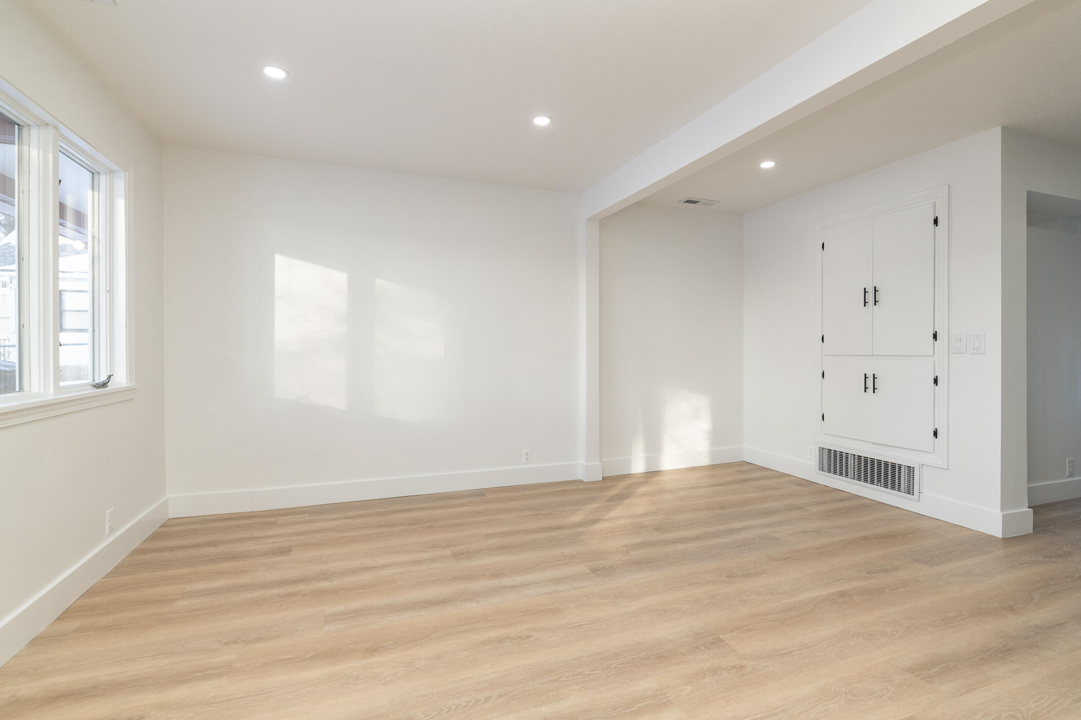 7600 N Riverview Drive