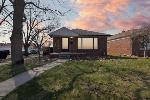 MLS: 25015221