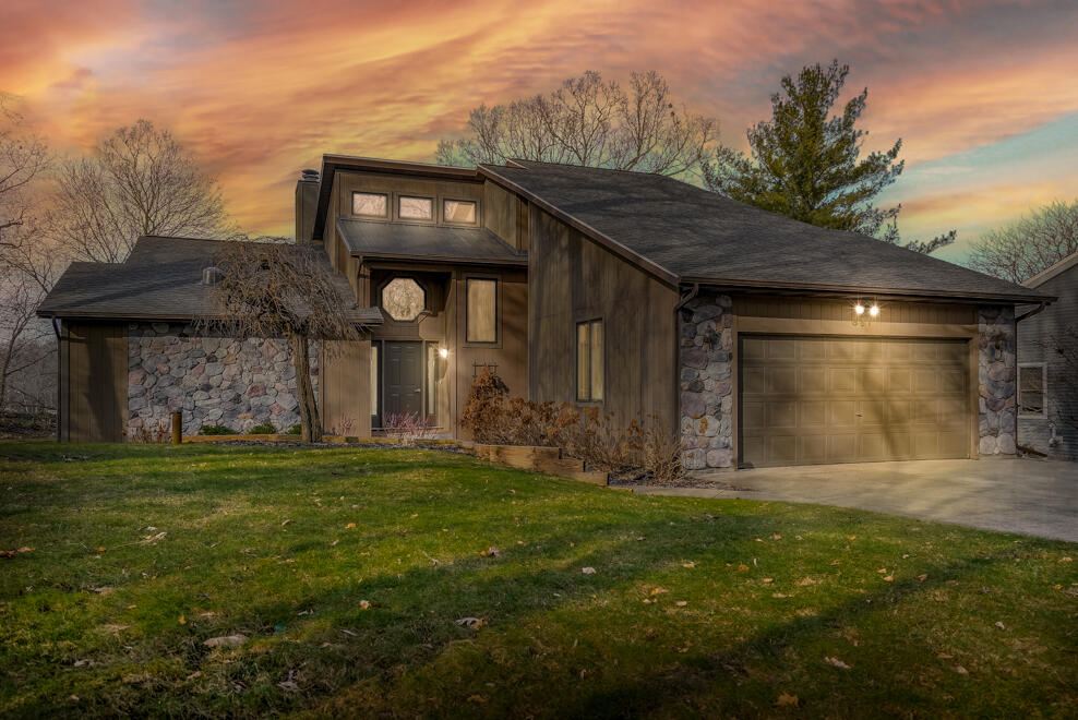 Photo 1 of 59 of 831 S Gull Lake Drive house