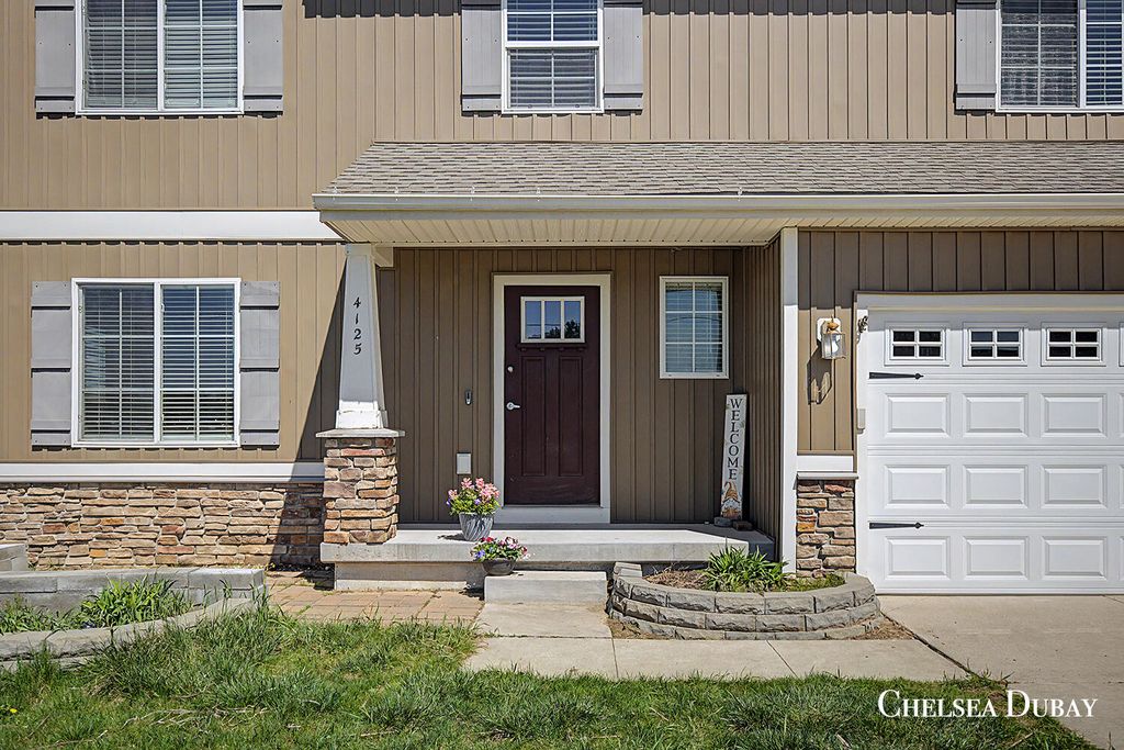 Photo of 4125 Kroes Street NE, Rockford, MI 49341 (MLS # 26017282)