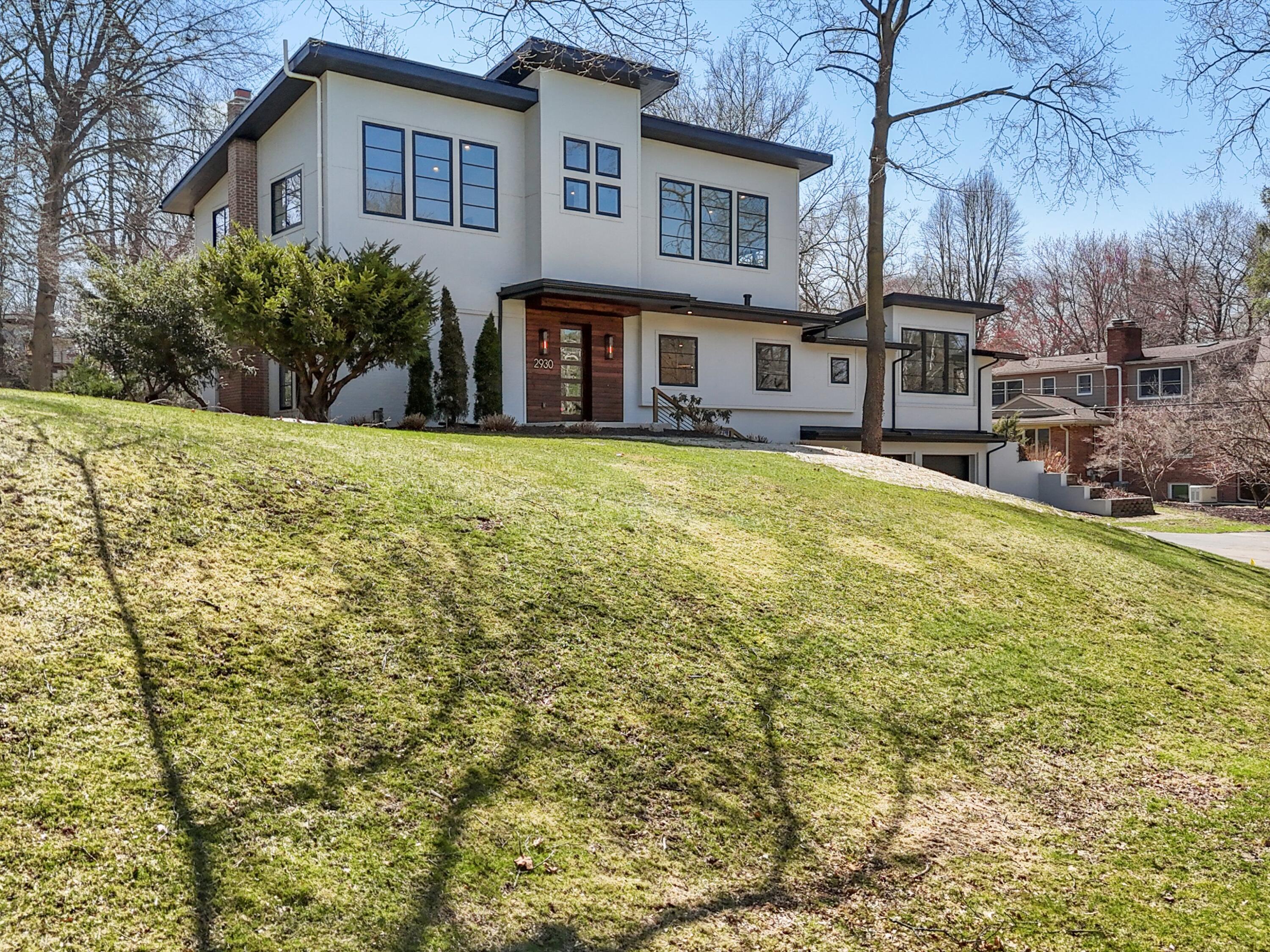 2930 Hickory Lane