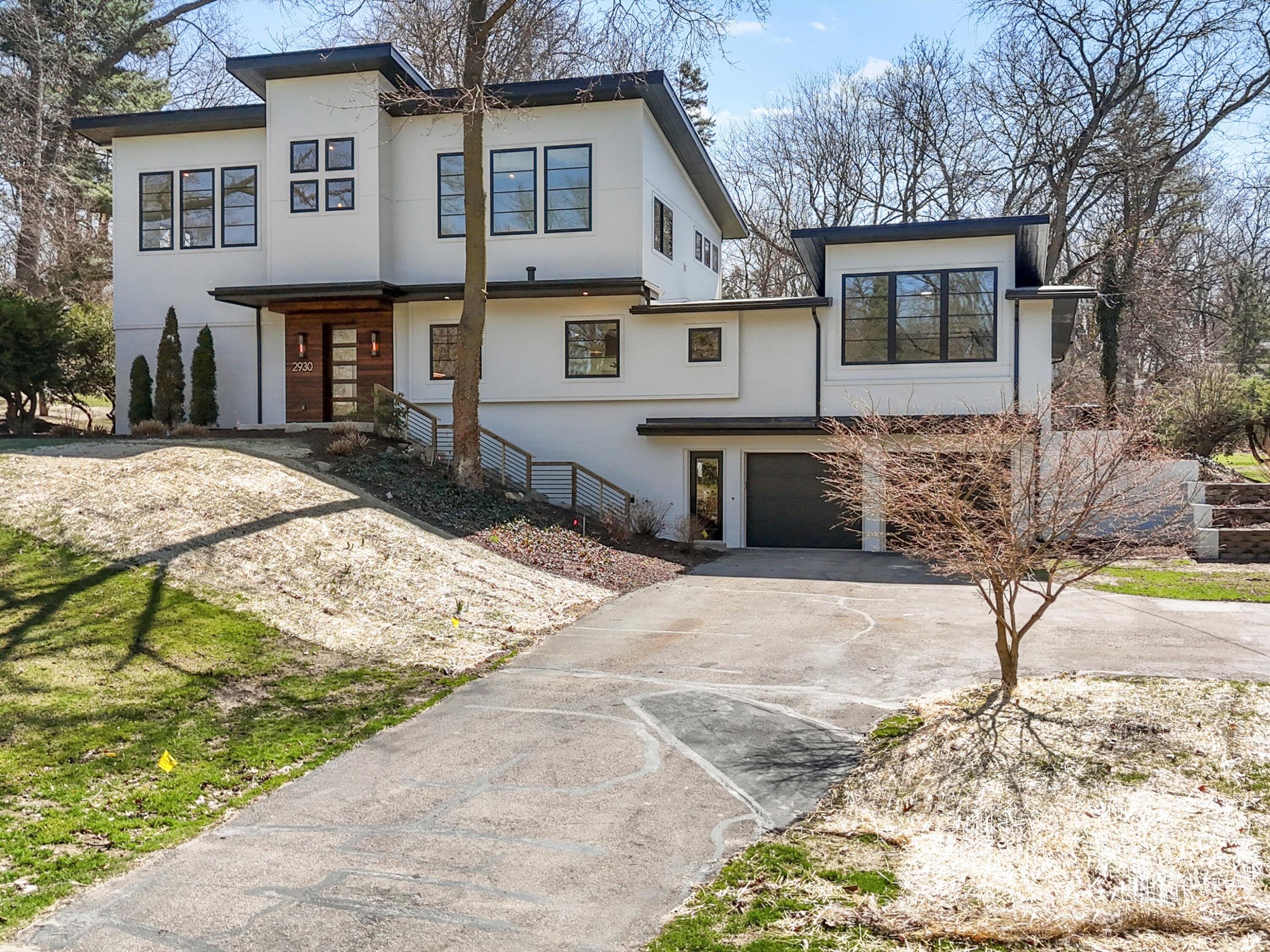 2930 Hickory Lane