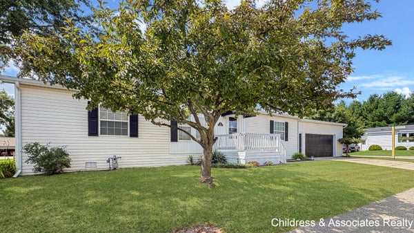 13813 SHAMROCK LN, CEDAR SPRINGS, MI 49319 - Image b8fbfdea6e5688a5a1dd2b152f0d3552/2724054347