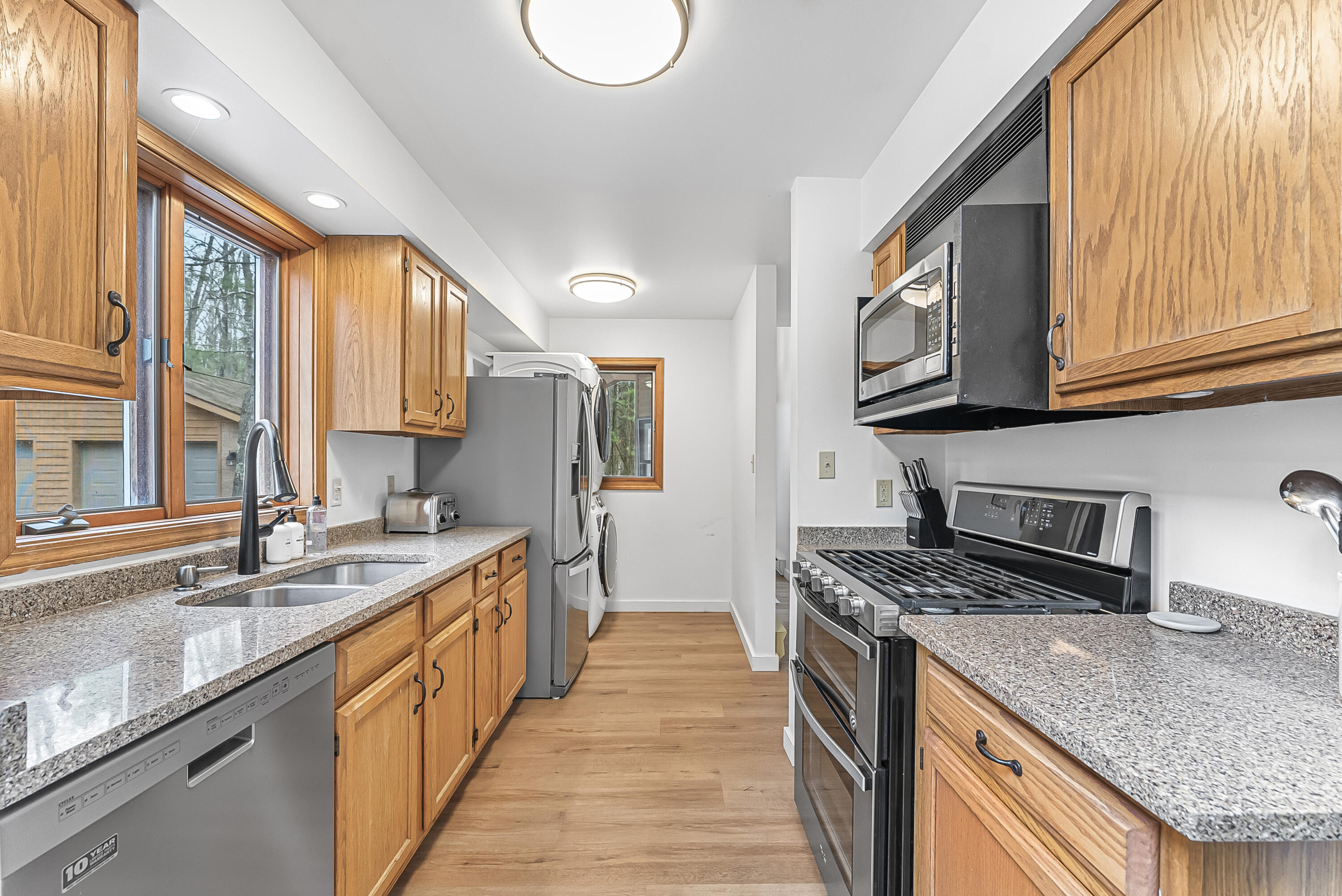 Traverse City, Michigan, 49696, United States, 4 Bedrooms Bedrooms, ,4 BathroomsBathrooms,Residential,Active,2043437