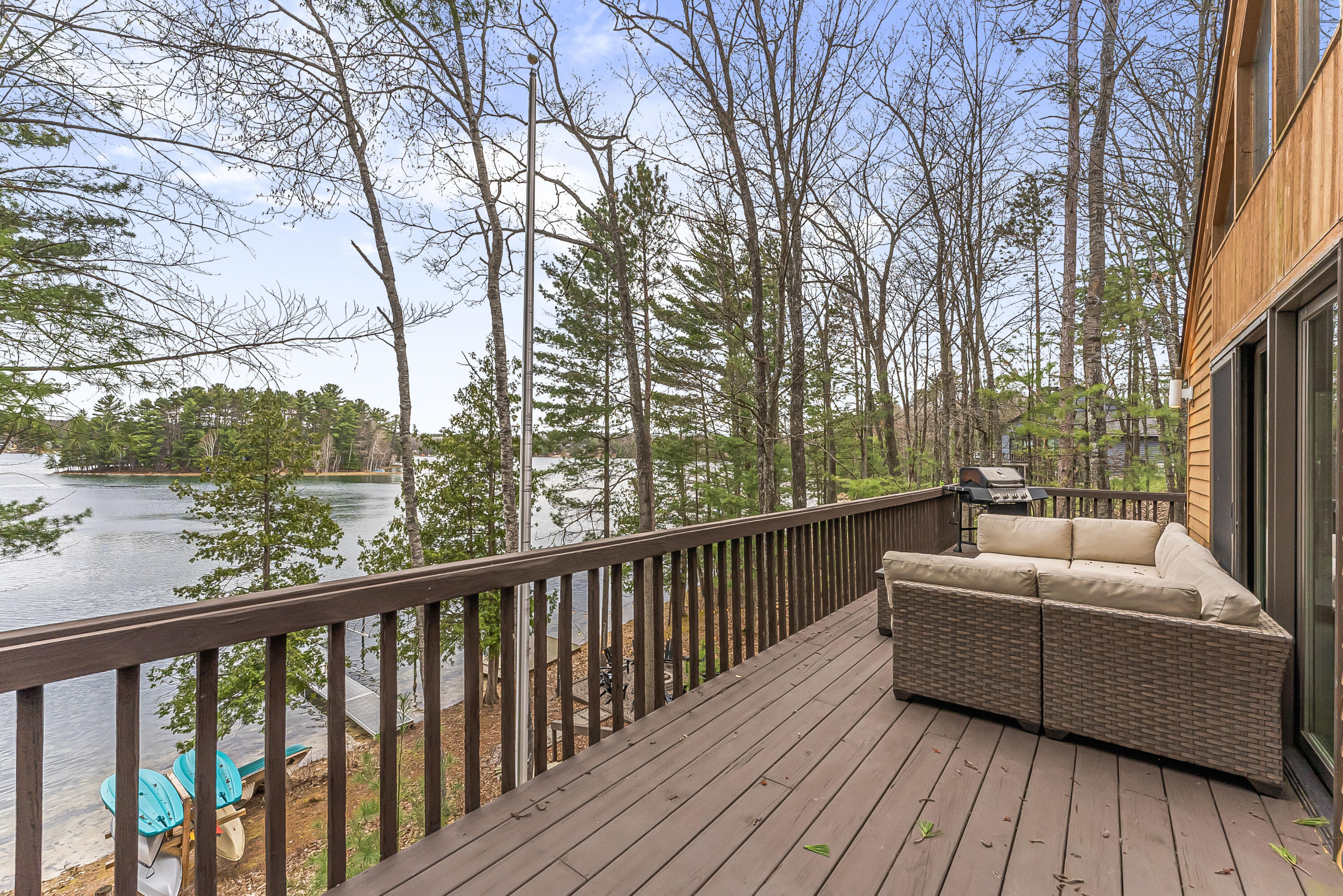 Traverse City, Michigan, 49696, United States, 4 Bedrooms Bedrooms, ,4 BathroomsBathrooms,Residential,Active,2043437