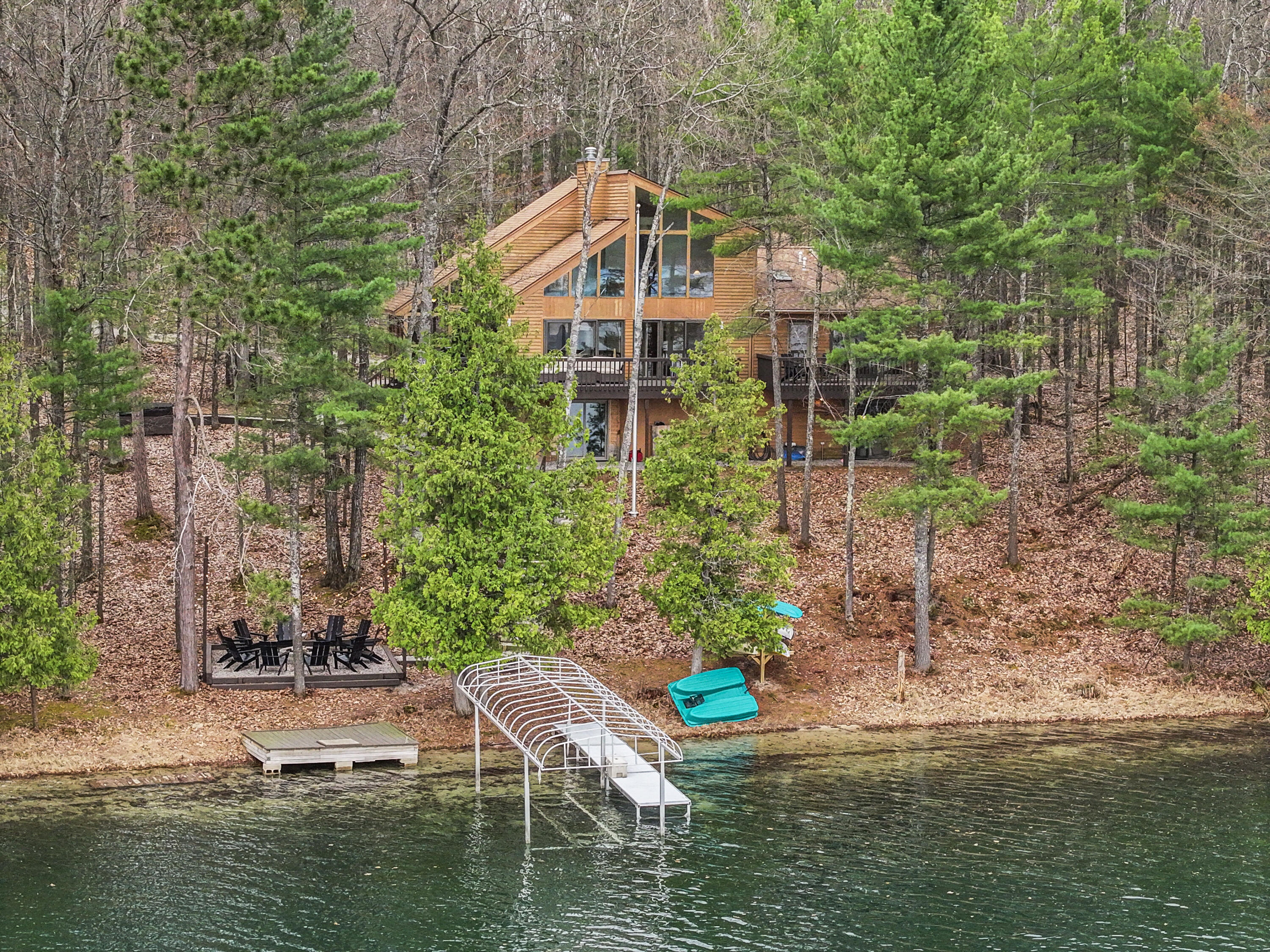 Traverse City, Michigan, 49696, United States, 4 Bedrooms Bedrooms, ,4 BathroomsBathrooms,Residential,Active,2043437