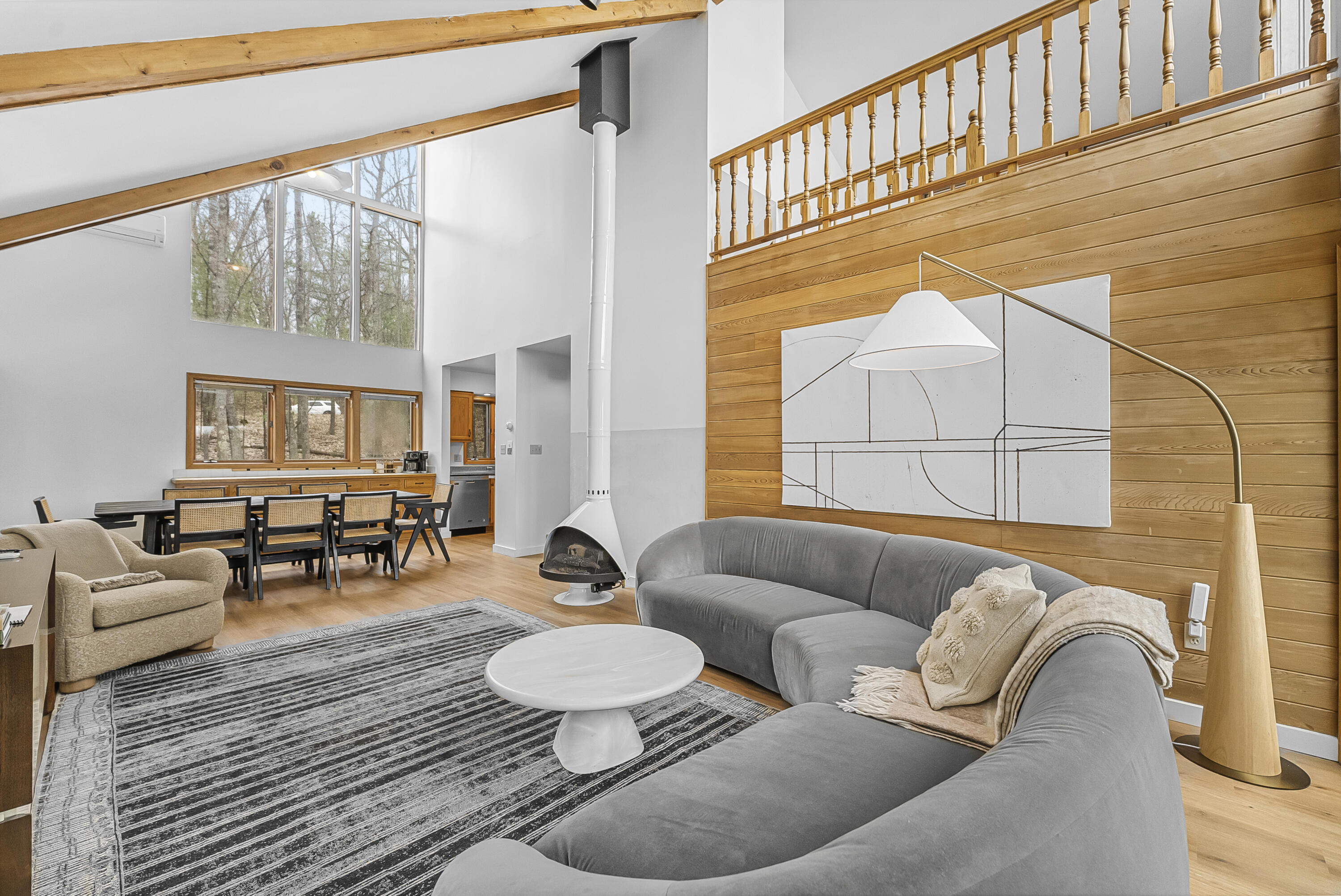 Traverse City, Michigan, 49696, United States, 4 Bedrooms Bedrooms, ,4 BathroomsBathrooms,Residential,Active,2043437
