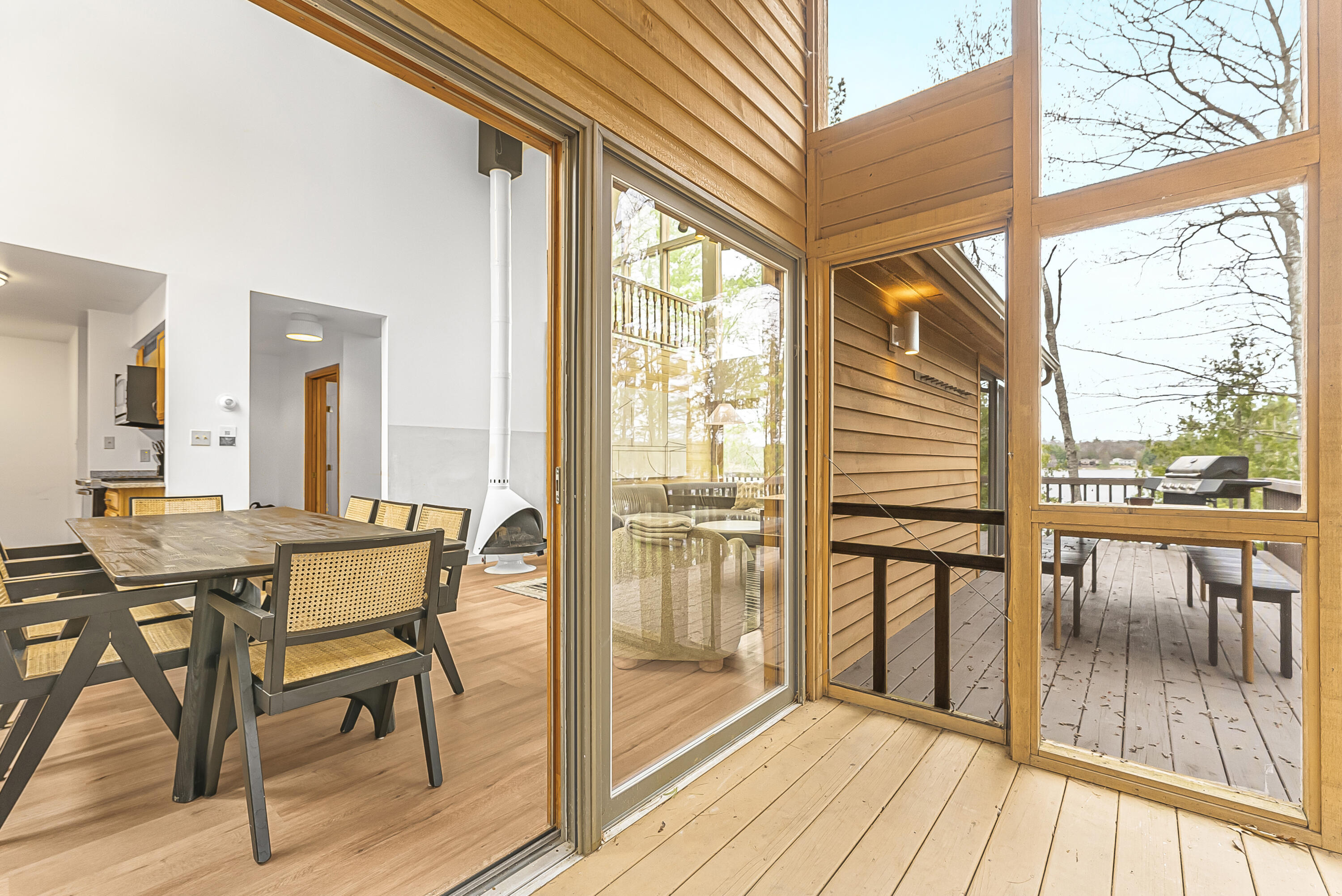 Traverse City, Michigan, 49696, United States, 4 Bedrooms Bedrooms, ,4 BathroomsBathrooms,Residential,Active,2043437