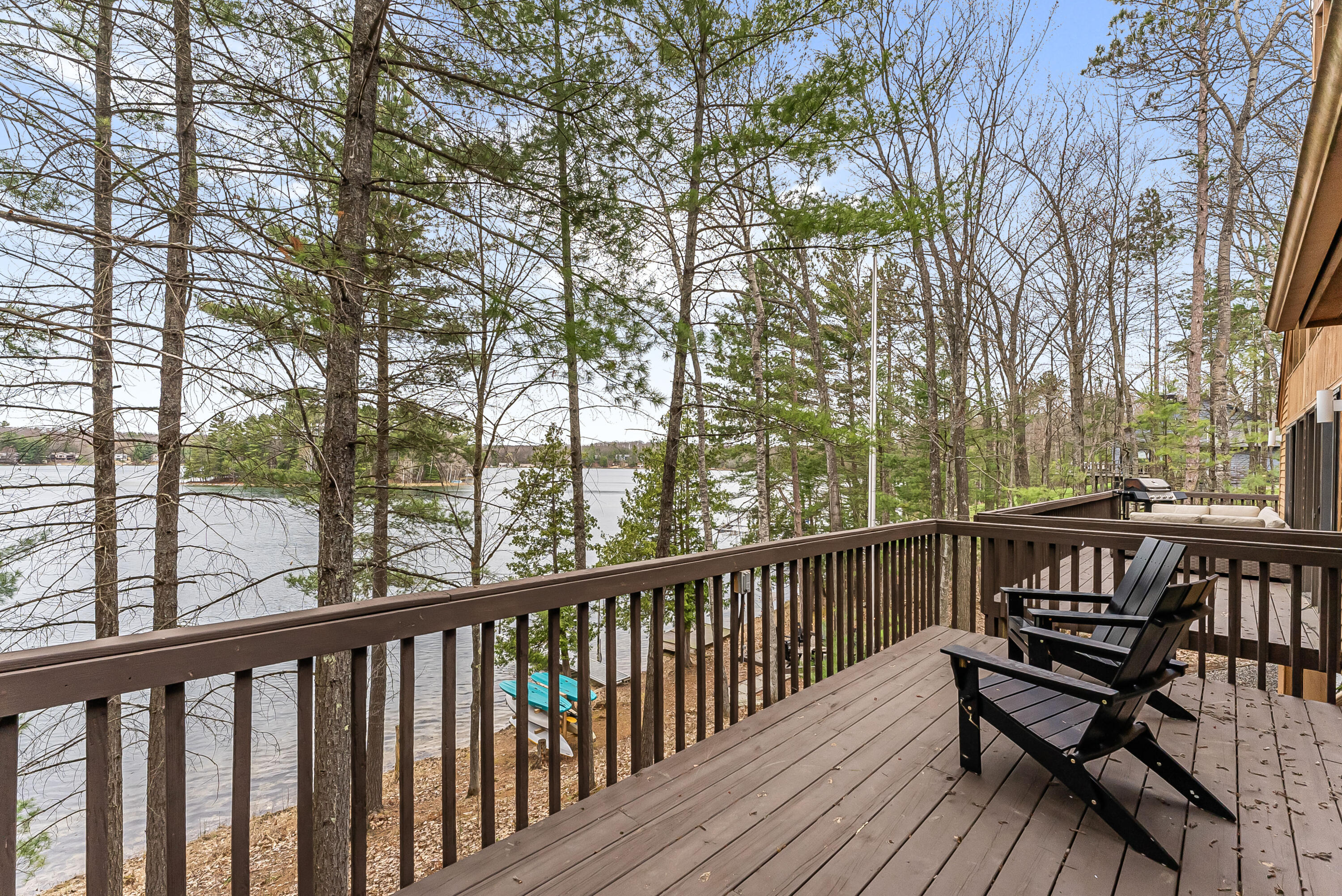 Traverse City, Michigan, 49696, United States, 4 Bedrooms Bedrooms, ,4 BathroomsBathrooms,Residential,Active,2043437