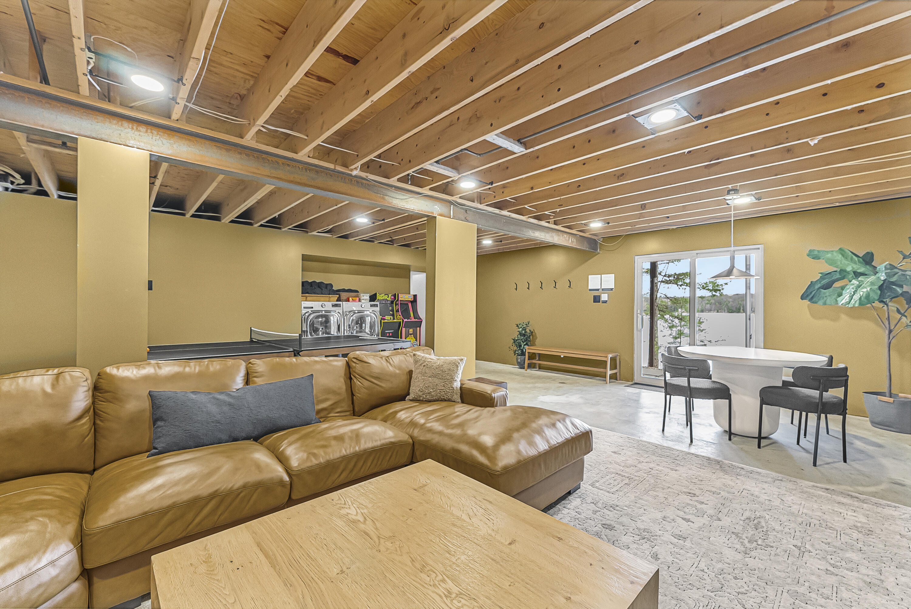 Traverse City, Michigan, 49696, United States, 4 Bedrooms Bedrooms, ,4 BathroomsBathrooms,Residential,Active,2043437