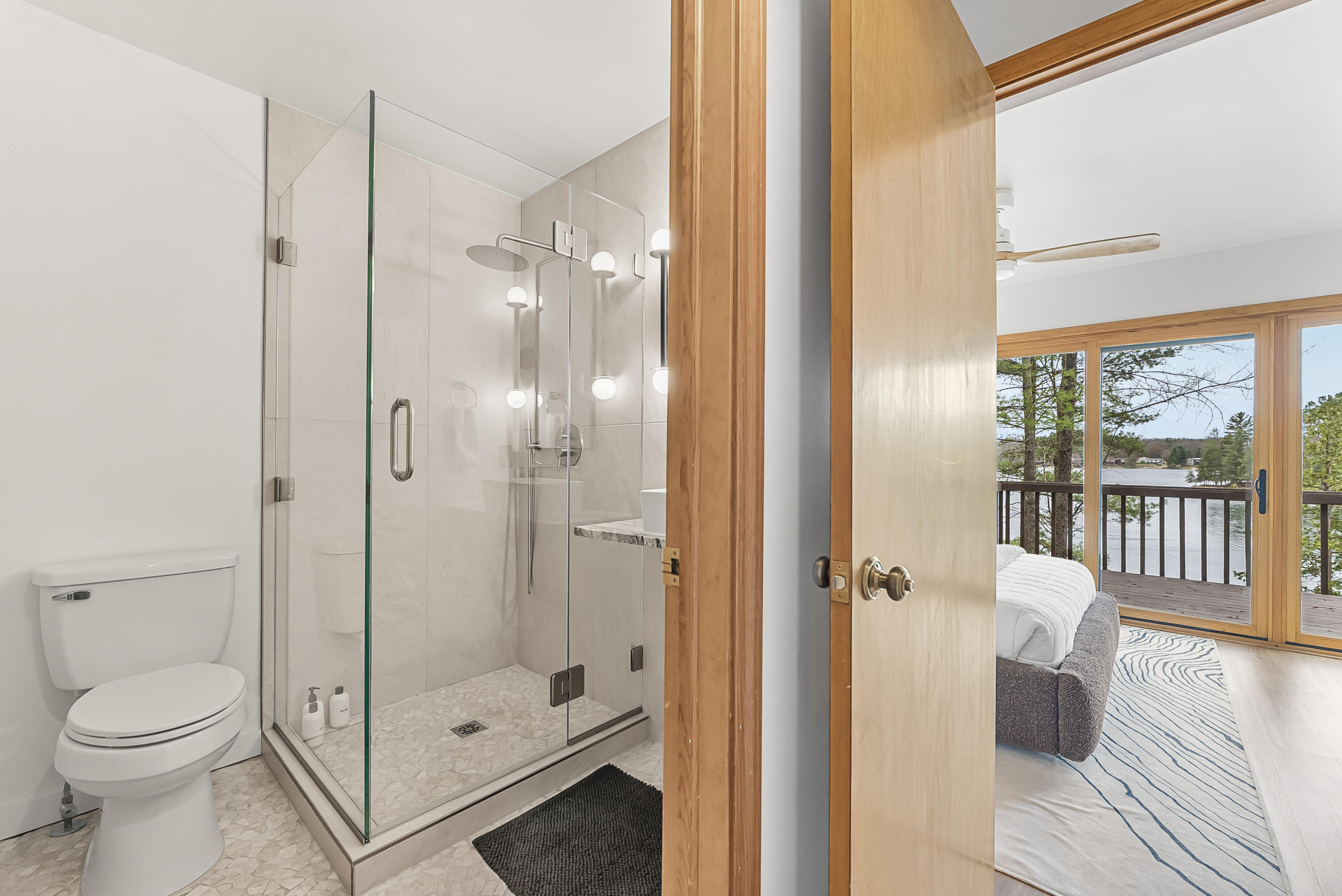Traverse City, Michigan, 49696, United States, 4 Bedrooms Bedrooms, ,4 BathroomsBathrooms,Residential,Active,2043437