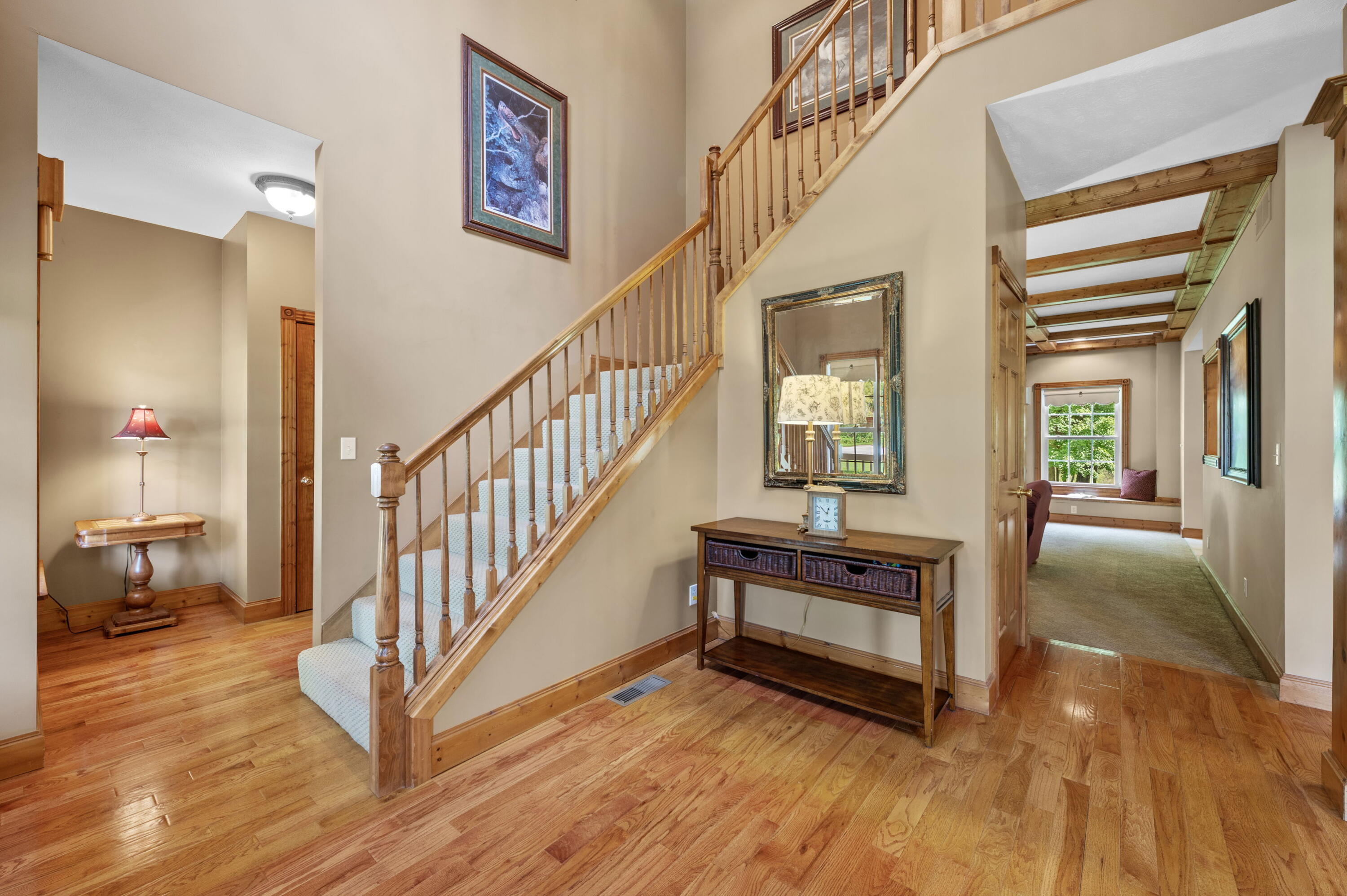 6211 Whitetail Court