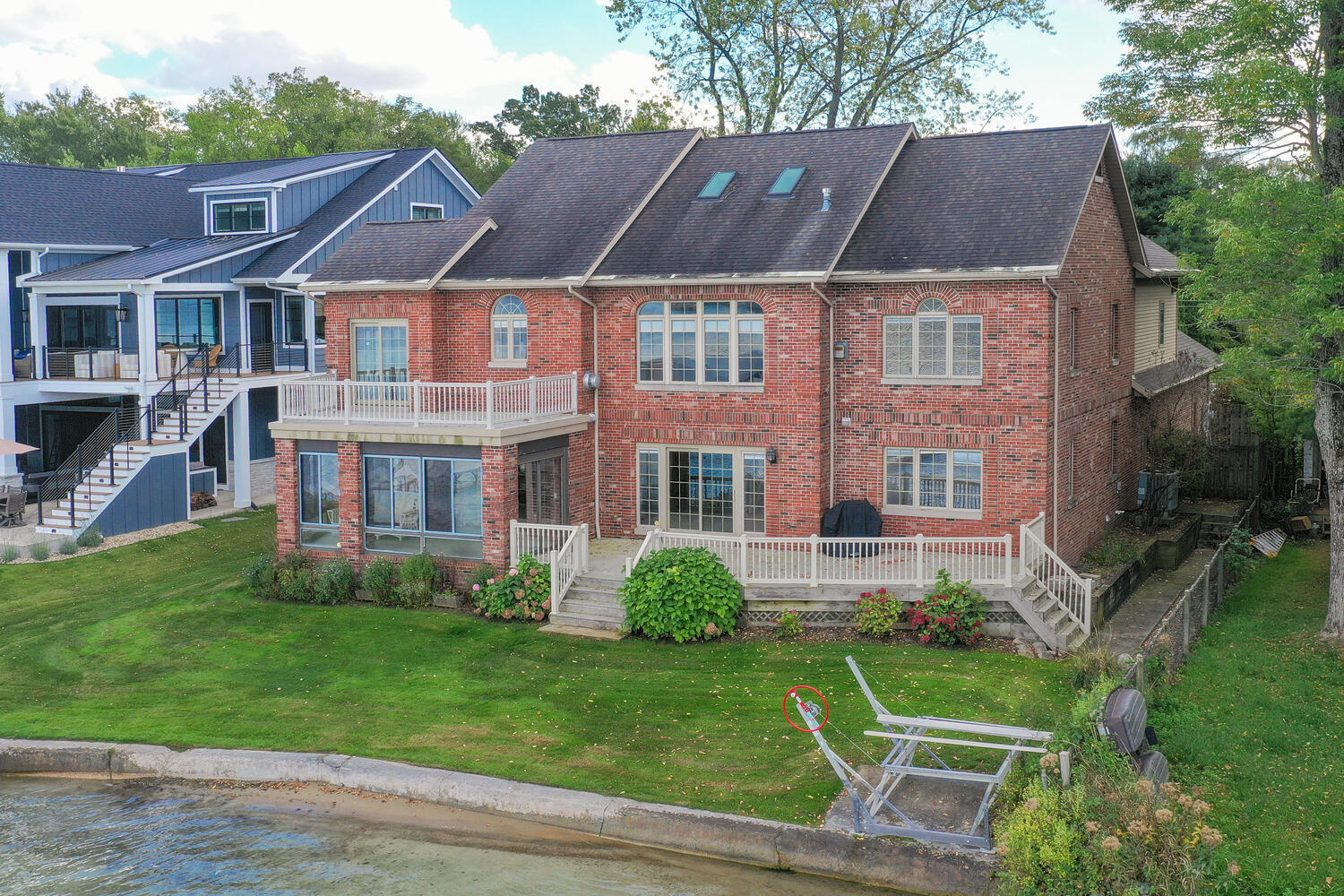 21344 Carlton Avenue