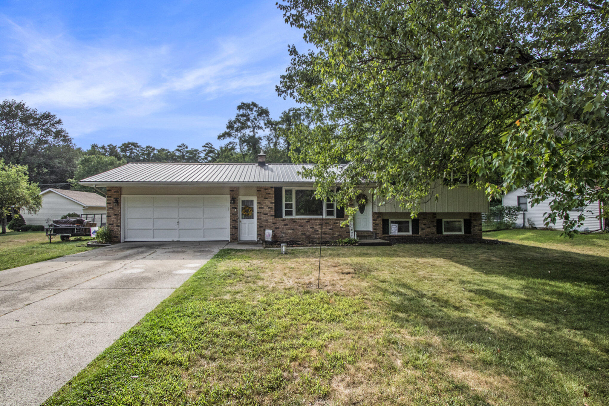 834 W Park Drive