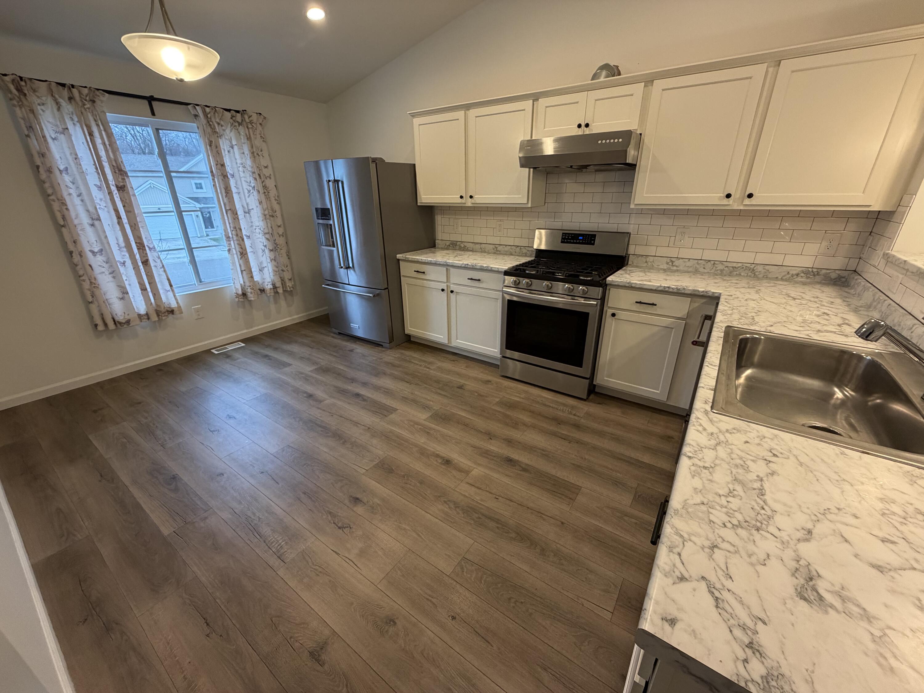 10382 Pennridge Street