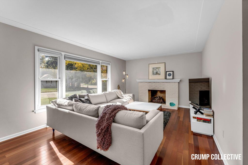 Photo of 2325 Burchard Street SE, East Grand Rapids, MI 49506 (MLS # 25056351)