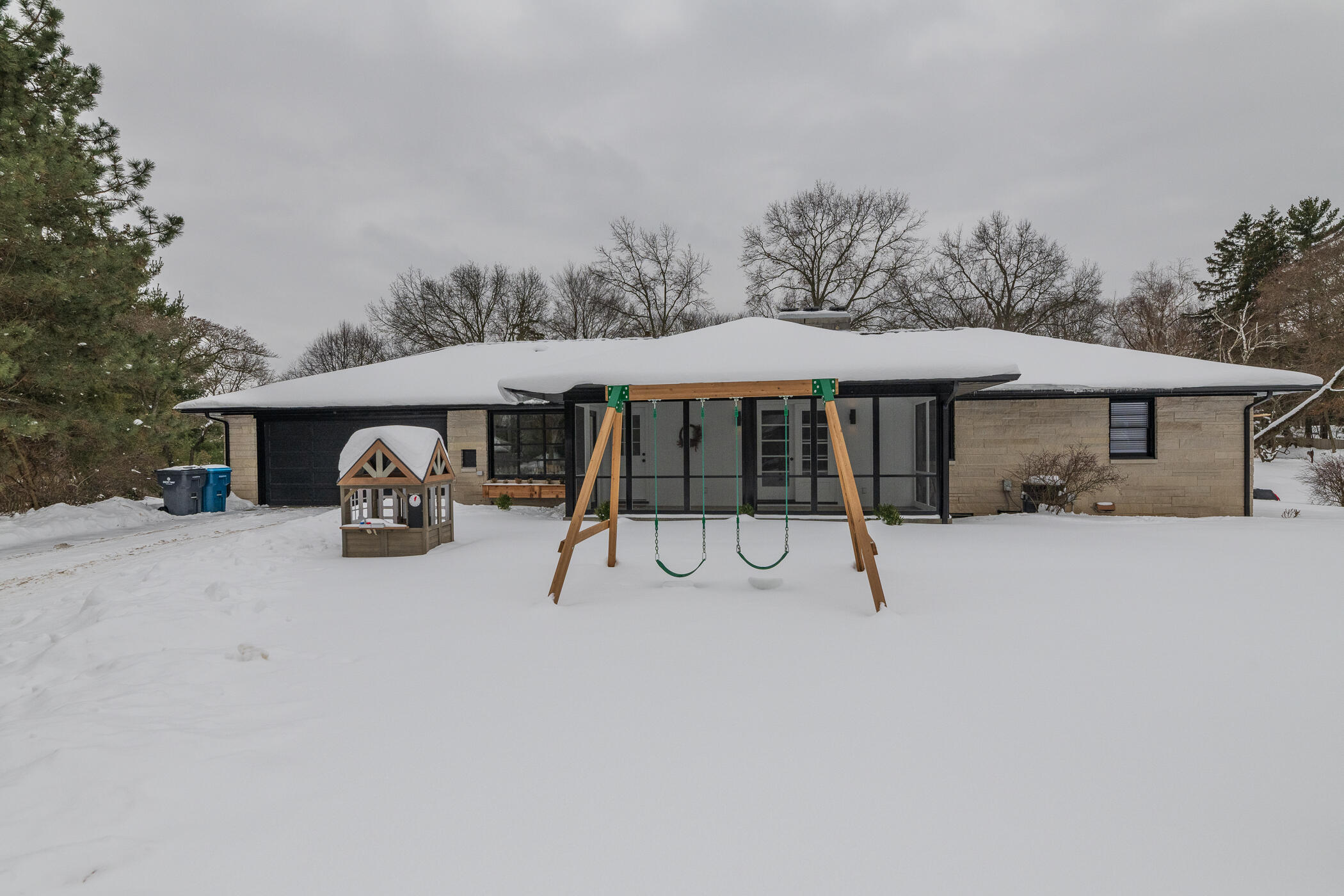 906 Wilshire Boulevard