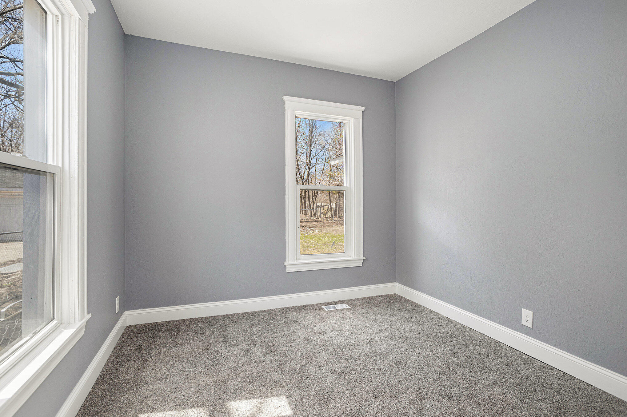 Battle Creek, Michigan 49037, United States, 2 Bedrooms Bedrooms, ,1 BathroomBathrooms,Residential,Pending,113267